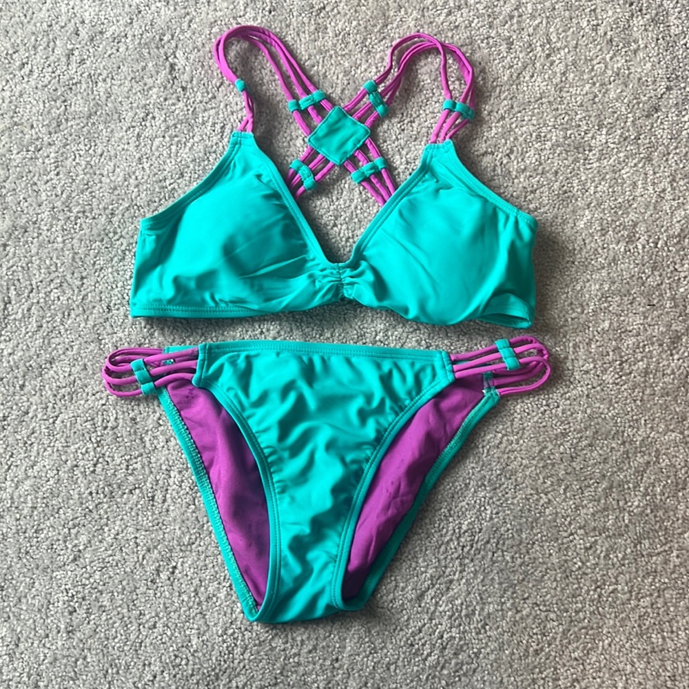 Tinibikini in excellent used condition